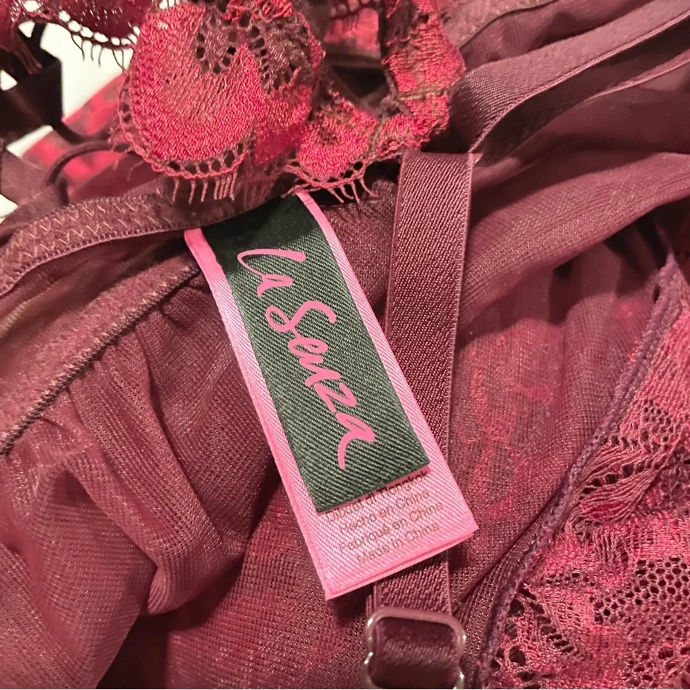 La Senza Burgundy Lace & Mesh Flyaway Babydoll Size M - Picture 12 of 15